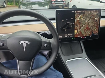 2023 Tesla Model 3 Standard Range - miniatura 14