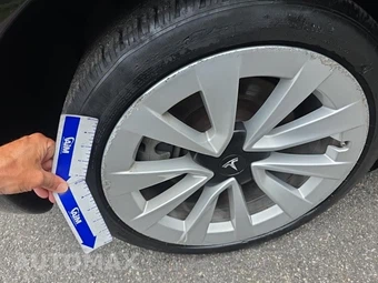 2023 Tesla Model 3 Standard Range - miniatura 24