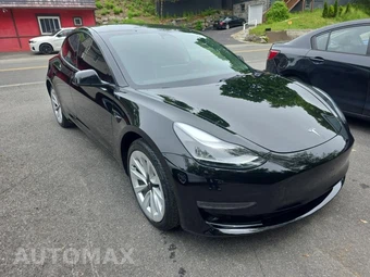 2023 Tesla Model 3 Standard Range - miniatura 3