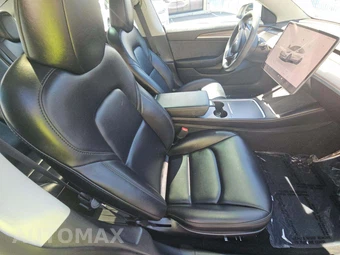 2023 Tesla Model 3 Standard Range - miniatura 15