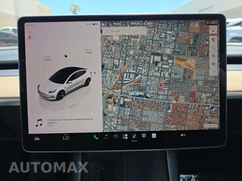 2023 Tesla Model 3 Standard Range - miniatura 19