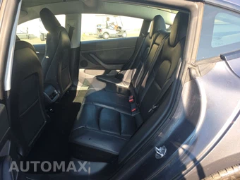2023 Tesla Model 3 Standard Range – miniatura 13
