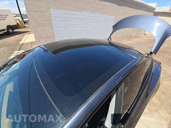 2023 Tesla Model 3 Standard Range - miniatura 9
