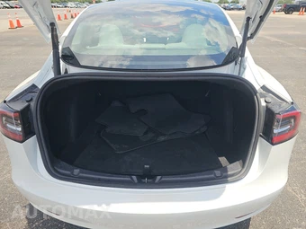 2023 Tesla Model 3 Standard Range – miniatura 16