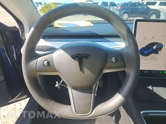 2023 Tesla Model 3 Standard Range - miniatura 10
