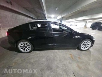 2023 Tesla Model 3 Standard Range - miniatura 3