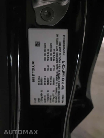 2023 Tesla Model 3 Standard Range - miniatura 4
