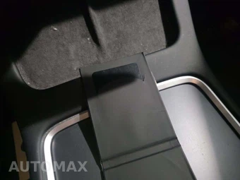 2023 Tesla Model 3 Standard Range - miniatura 7