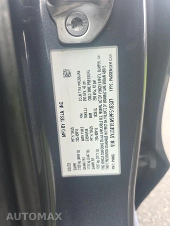 2023 Tesla Model 3 Standard Range - miniatura 17