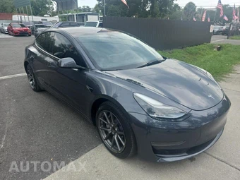 2023 Tesla Model 3 Standard Range - miniatura 3
