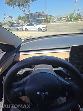 2023 Tesla Model 3 Standard Range - miniatura 23
