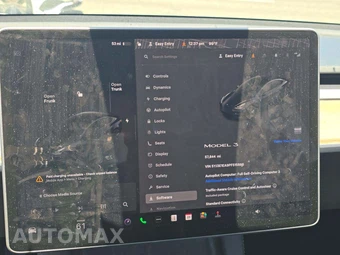 2023 Tesla Model 3 Standard Range - miniatura 9