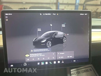2023 Tesla Model 3 Standard Range – miniatura 10