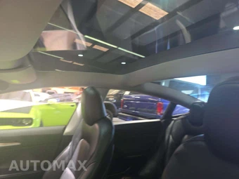 2023 Tesla Model 3 Standard Range – miniatura 11