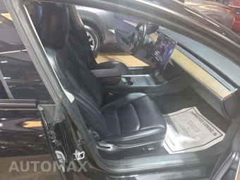 2023 Tesla Model 3 Standard Range – miniatura 18