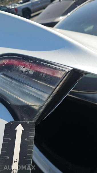 2023 Tesla Model 3 Standard Range – miniatura 36