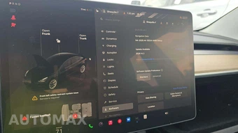 2023 Tesla Model 3 Standard Range – miniatura 17