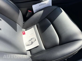 2023 Tesla Model 3 Standard Range - miniatura 17