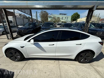 2023 Tesla Model 3 Standard Range - miniatura 7