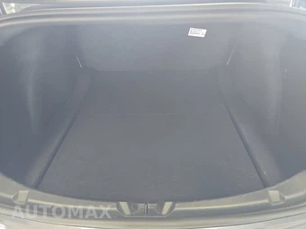 2023 Tesla Model 3 Standard Range - miniatura 16