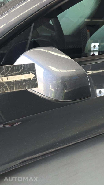 2023 Tesla Model 3 Standard Range - miniatura 37