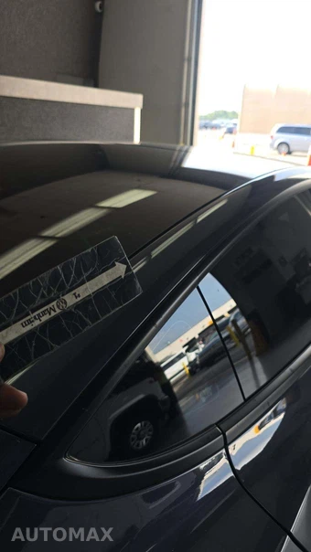 2023 Tesla Model 3 Standard Range - miniatura 39