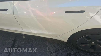 2023 Tesla Model 3 Standard Range - miniatura 23