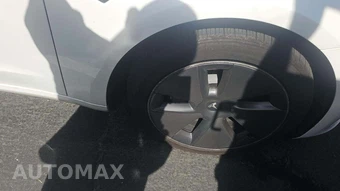 2023 Tesla Model 3 Standard Range - miniatura 27