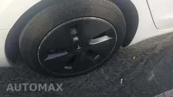 2023 Tesla Model 3 Standard Range - miniatura 28