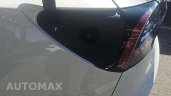 2023 Tesla Model 3 Standard Range - miniatura 29