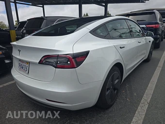 2023 Tesla Model 3 Standard Range - miniatura 4