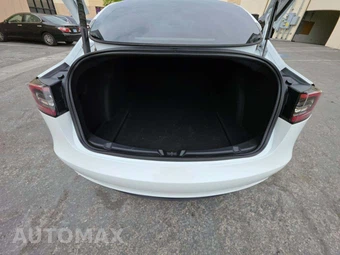 2023 Tesla Model 3 Standard Range - miniatura 11