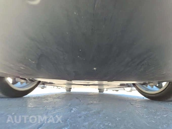 2023 Tesla Model 3 Standard Range - miniatura 17