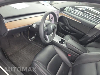 2023 Tesla Model 3 Standard Range - miniatura 17