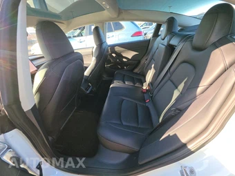 2023 Tesla Model 3 Standard Range - miniatura 18
