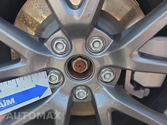 2023 Tesla Model 3 Standard Range - miniatura 28