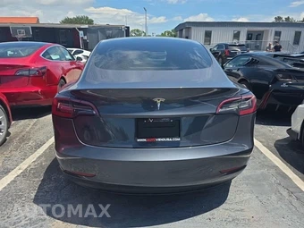 2023 Tesla Model 3 Standard Range - miniatura 5