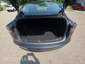 2023 Tesla Model 3 Standard Range - miniatura 14