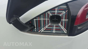 2023 Tesla Model S – miniatura 24