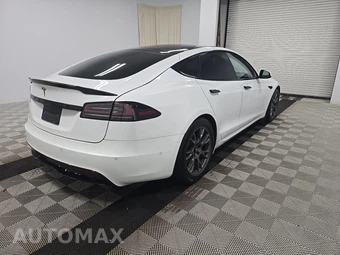 2023 Tesla Model S – miniatura 4