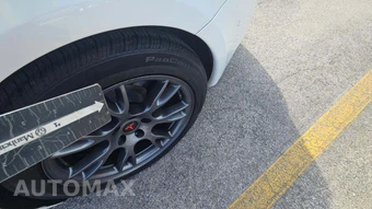 2023 Tesla Model S – miniatura 25