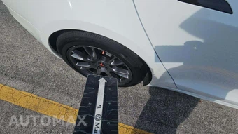 2023 Tesla Model S – miniatura 26
