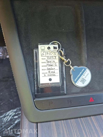 2023 Tesla Model S - miniatura 8