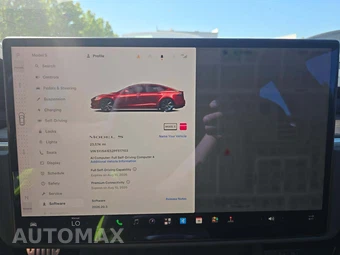 2023 Tesla Model S - miniatura 9