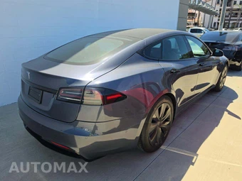 2023 Tesla Model S – miniatura 3