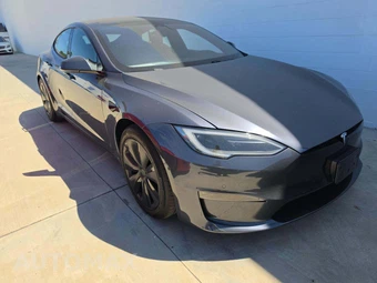 2023 Tesla Model S – miniatura 4