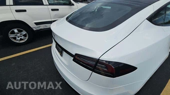 2023 Tesla Model S – miniatura 27