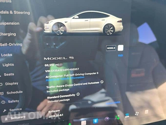 2023 Tesla Model S Standard Range – miniatura 9
