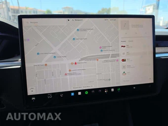 2023 Tesla Model X – miniatura 10