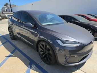2023 Tesla Model X – miniatura 4